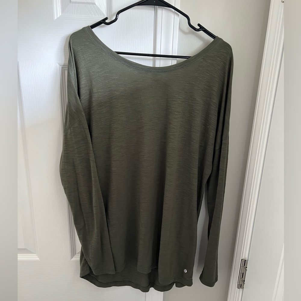 Forrest Green Relaxed Fit Long Sleeve with Open Criss-Cross Back. Size Large.